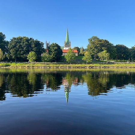 Unik Plass Ved Nidelva Trondheim Exterior foto